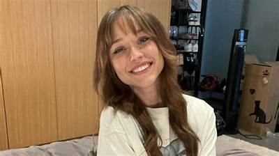 Sabrina Nichole Net Worth, Age, Height, Bio, Birthday, Wiki!