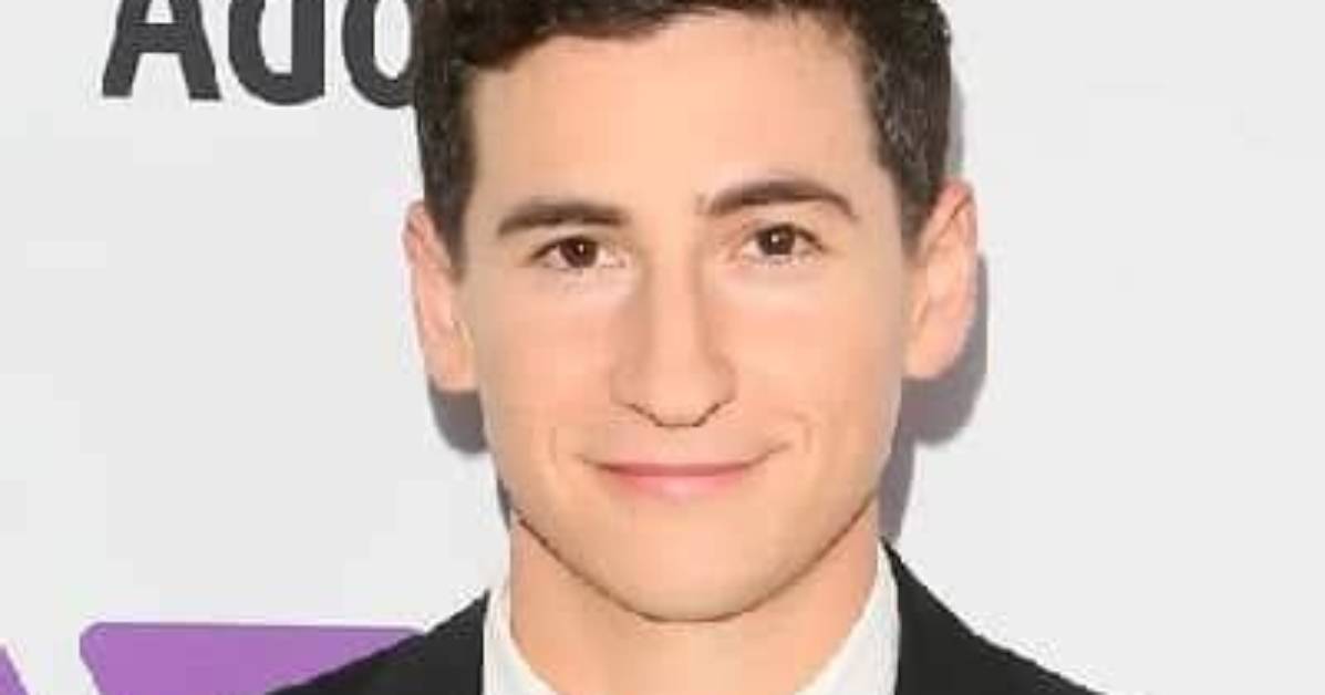 Sam Lerner Net Worth, Age, Height, Bio, Birthday, Wiki!