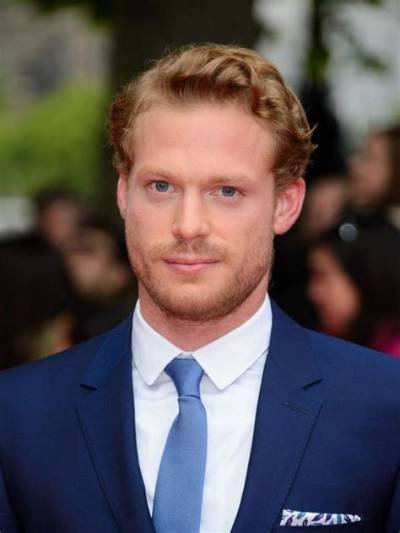 Sam Reid Net Worth, Age, Height, Bio, Birthday, Wiki!