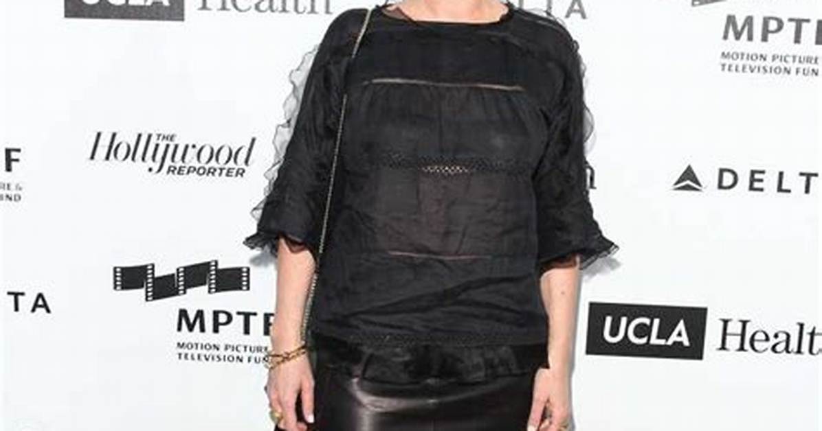 Samantha Mathis Net Worth, Age, Height, Bio, Birthday, Wiki!
