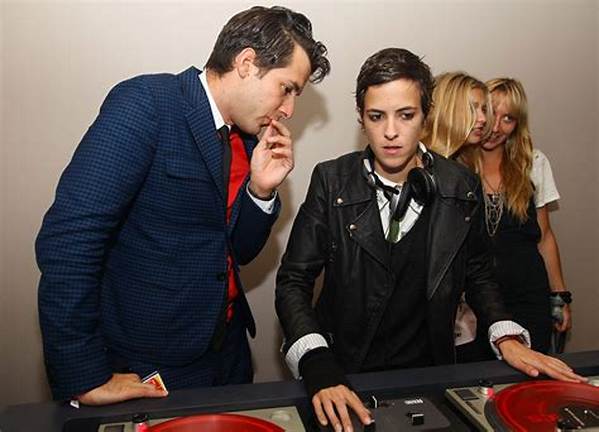 Samantha Ronson Net Worth, Age, Height, Bio, Birthday, Wiki!
