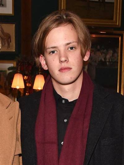 Samuel Bayer Net Worth, Age, Height, Bio, Birthday, Wiki!