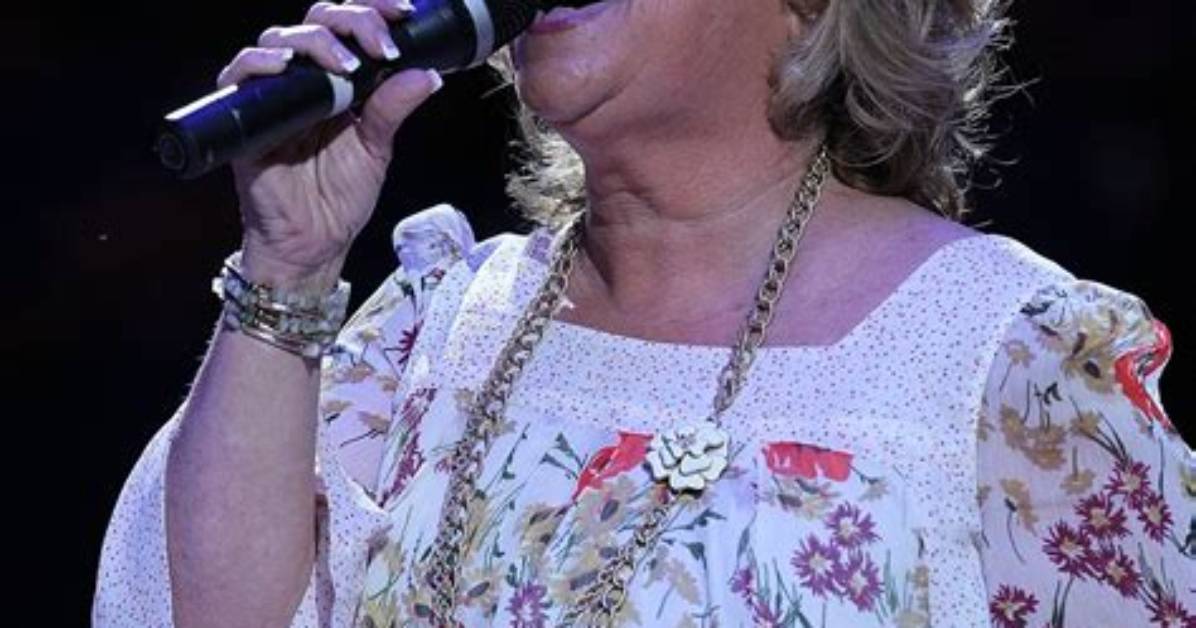 Sandi Patty Net Worth, Age, Height, Bio, Birthday, Wiki!