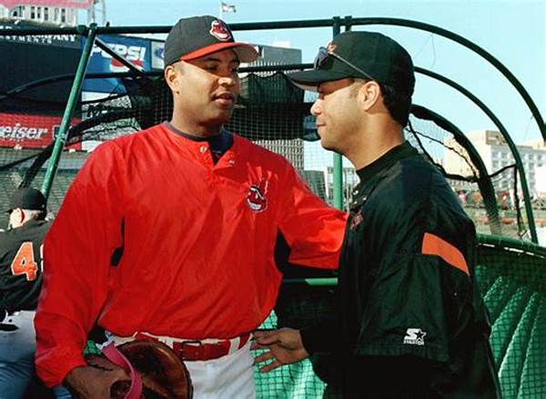 Sandy Alomar Jr. Net Worth, Age, Height, Bio, Birthday, Wiki!