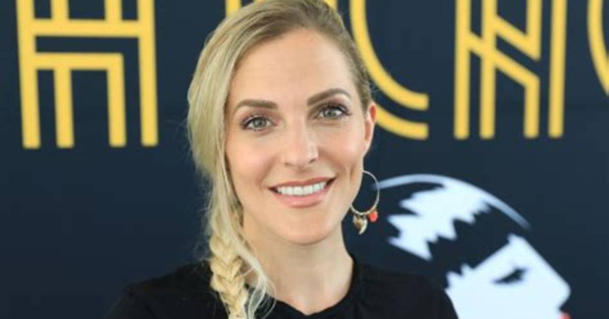 Sandy Molling - Net Worth, Age, Height, Birthday, Bio, Wiki!