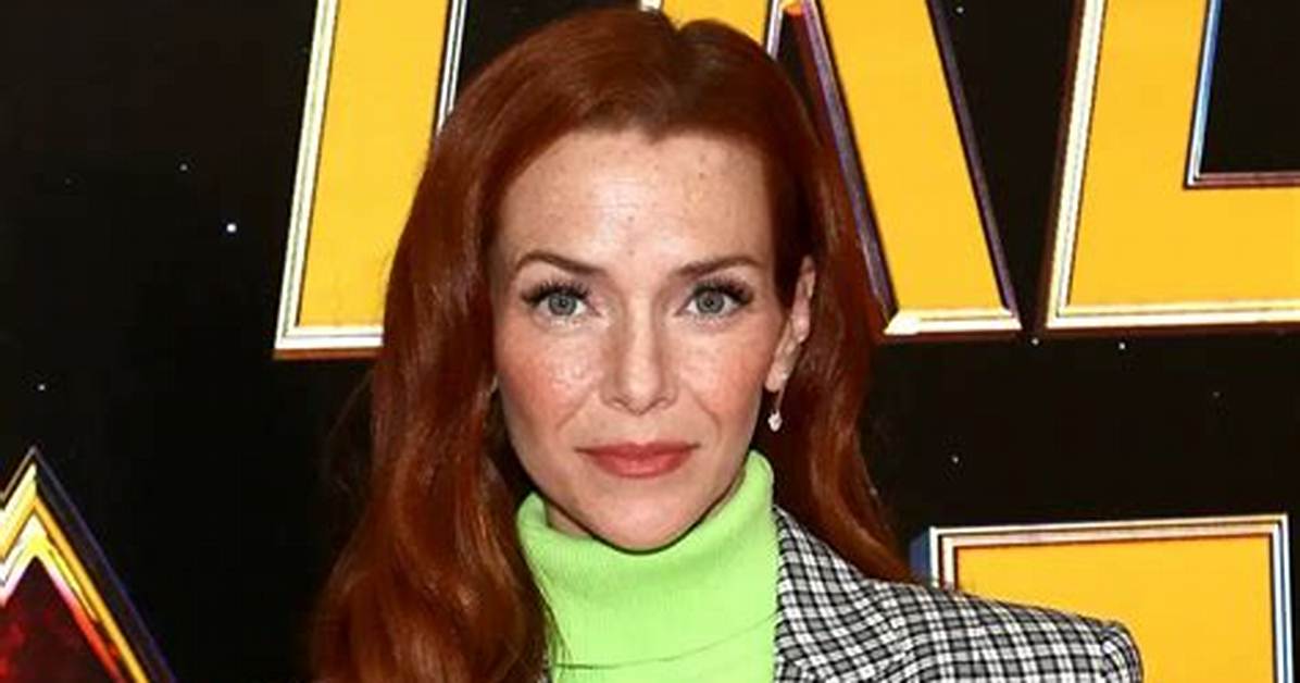 Sandy Ravage - Net Worth, Age, Height, Birthday, Bio, Wiki!