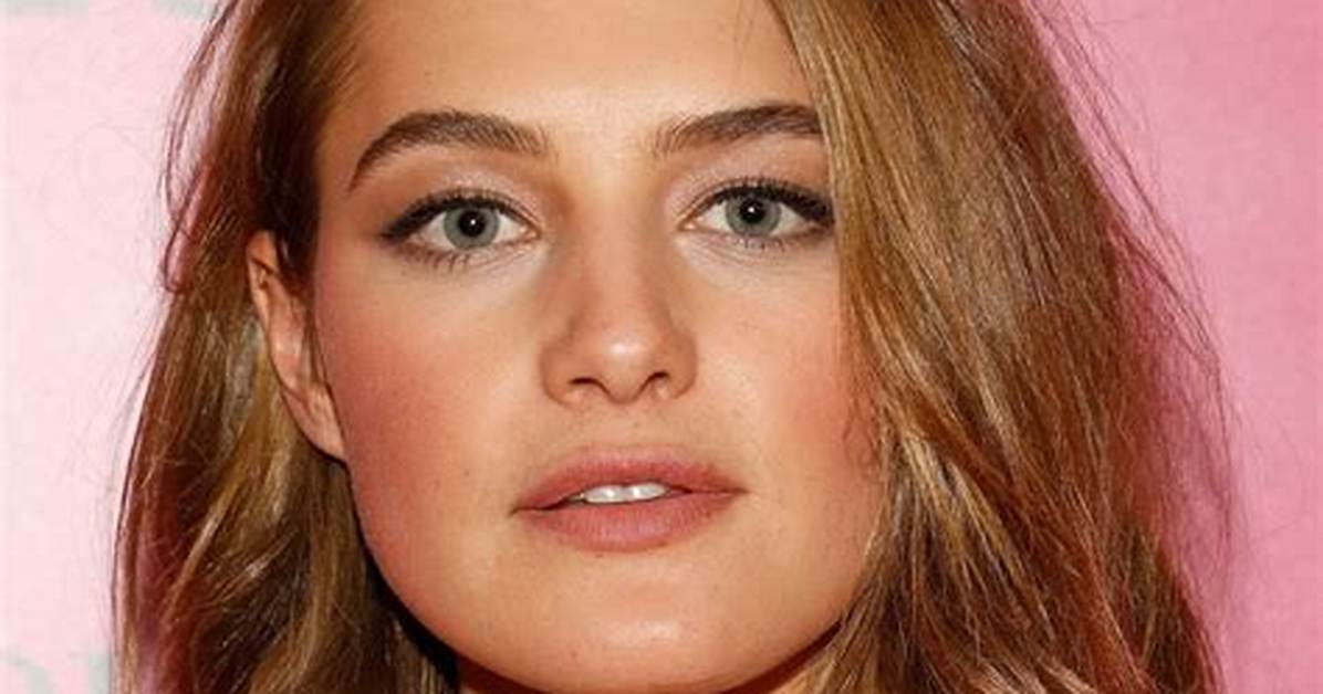 Sanne Vloet Net Worth, Age, Height, Bio, Birthday, Wiki!
