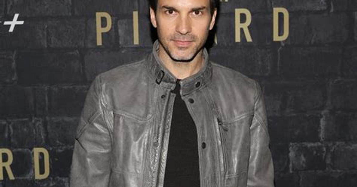 Santiago Herrera - Net Worth, Age, Height, Birthday, Bio, Wiki!