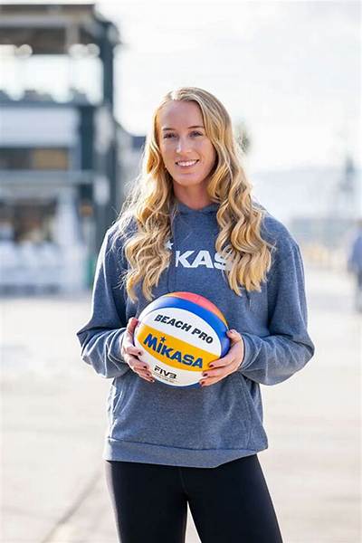 Sara Hughes Net Worth, Age, Height, Bio, Birthday, Wiki!