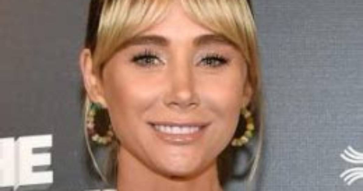Sara Jean Underwood - Net Worth, Age, Height, Birthday, Bio, Wiki!
