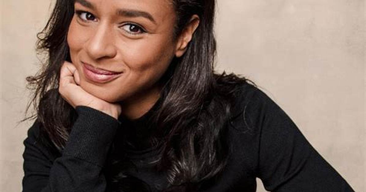 Sarah Cooper - Net Worth, Age, Height, Birthday, Bio, Wiki!