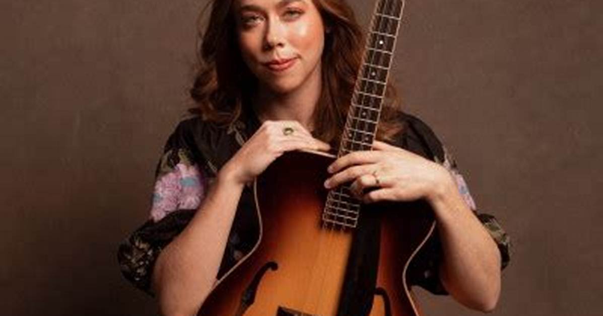 Sarah Jarosz - Net Worth, Age, Height, Birthday, Bio, Wiki!