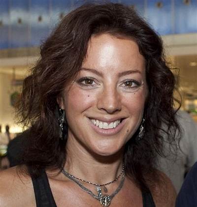 Sarah Mclachlan Net Worth, Age, Height, Bio, Birthday, Wiki!