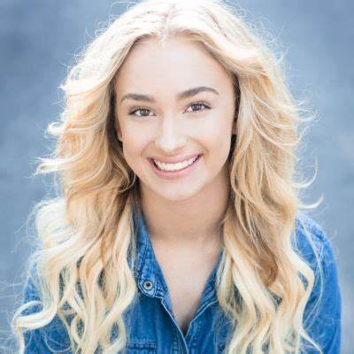 Sarah Reasons Net Worth, Age, Height, Bio, Birthday, Wiki!