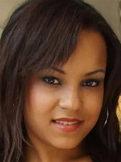 Sasha Belle - Net Worth, Age, Height, Birthday, Bio, Wiki!