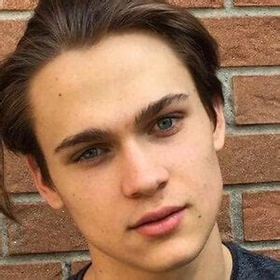 Saul Nanni - Net Worth, Age, Height, Birthday, Bio, Wiki!