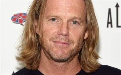 Scott William Winters Net Worth, Age, Height, Bio, Birthday, Wiki!