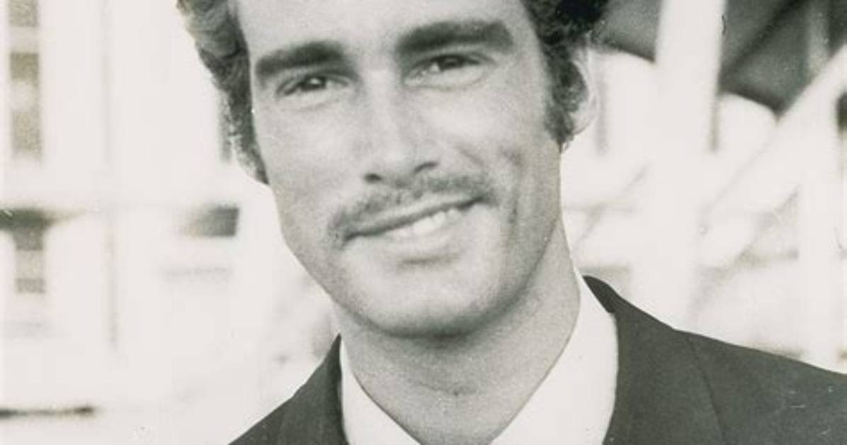 Sean Flynn Net Worth 2024, Age, Height, Bio, Birthday, Wiki!