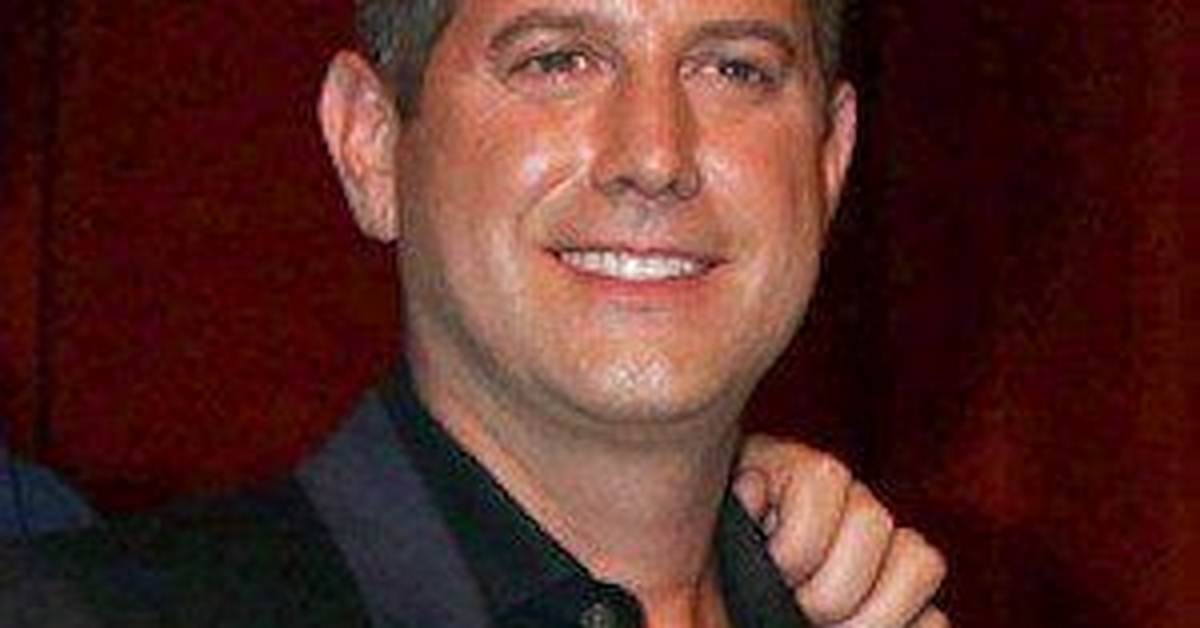 Sebastien Izambard - Net Worth, Age, Height, Birthday, Bio, Wiki!