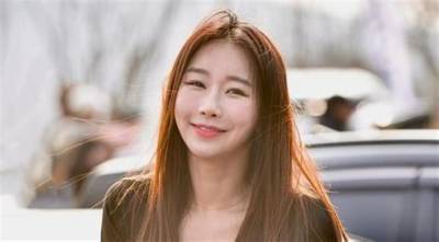 Seo Yuna - Net Worth, Age, Height, Birthday, Bio, Wiki!