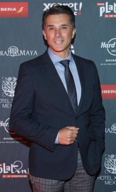 Sergio Mayer Net Worth, Age, Height, Bio, Birthday, Wiki!
