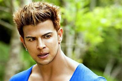 Shahil Khan Net Worth, Age, Height, Bio, Birthday, Wiki!