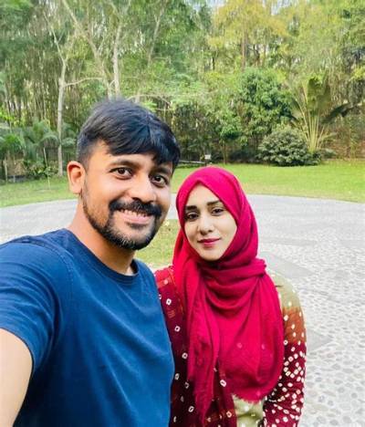 Shahriar Nafees Net Worth, Age, Height, Bio, Birthday, Wiki!
