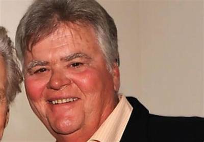 Shane Douglas Net Worth, Age, Height, Bio, Birthday, Wiki!