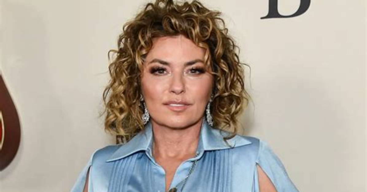 Shania Collins - Net Worth, Age, Height, Birthday, Bio, Wiki!