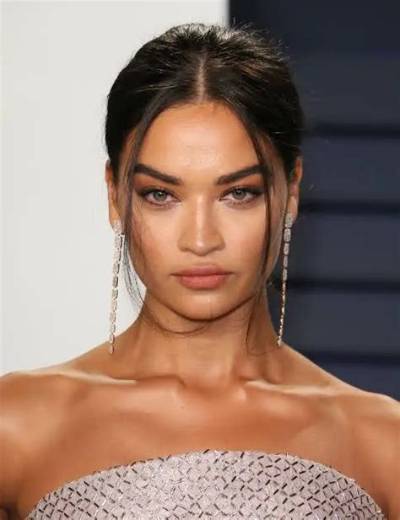 Shanina Shaik Net Worth 2024, Age, Height, Bio, Birthday, Wiki!