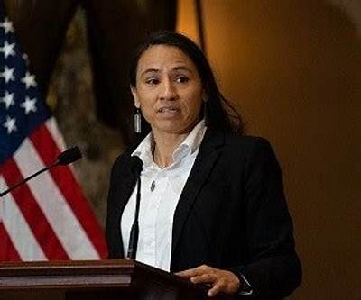 Sharice Davids Net Worth 2024, Age, Height, Bio, Birthday, Wiki!