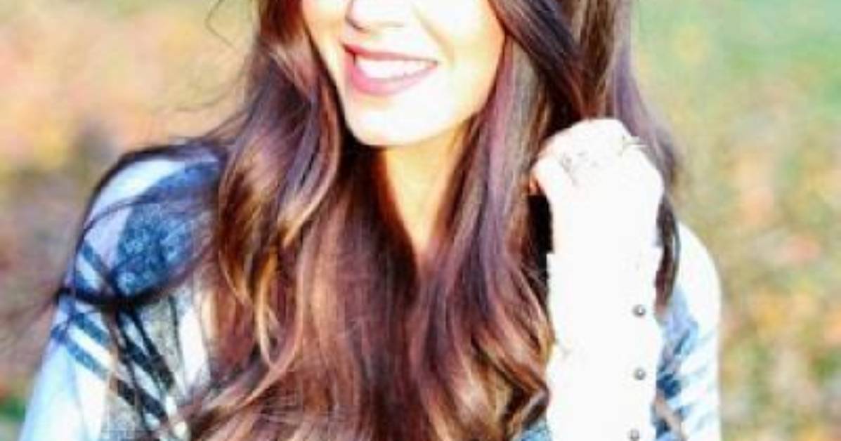 Shea Whitney Net Worth, Age, Height, Bio, Birthday, Wiki!
