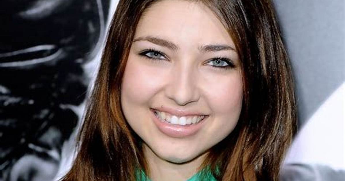 Shelby Young Net Worth 2024, Age, Height, Bio, Birthday, Wiki!