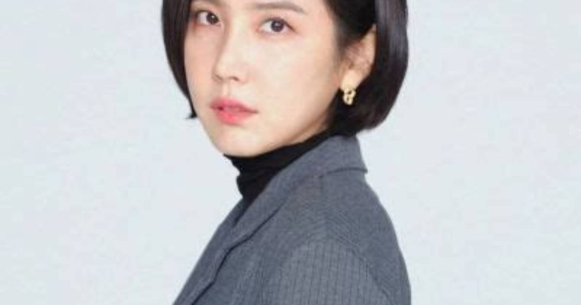Shin Dong-Mi - Net Worth, Age, Height, Birthday, Bio, Wiki!