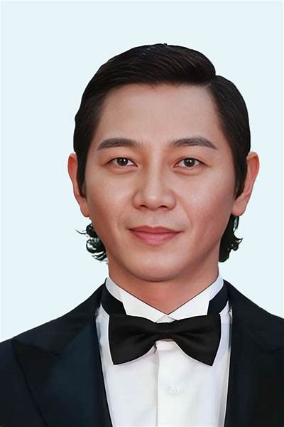 Shin Hyun-Joon - Net Worth, Age, Height, Birthday, Bio, Wiki!