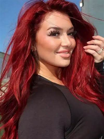 Shiraz Tal - Net Worth, Age, Height, Birthday, Bio, Wiki!