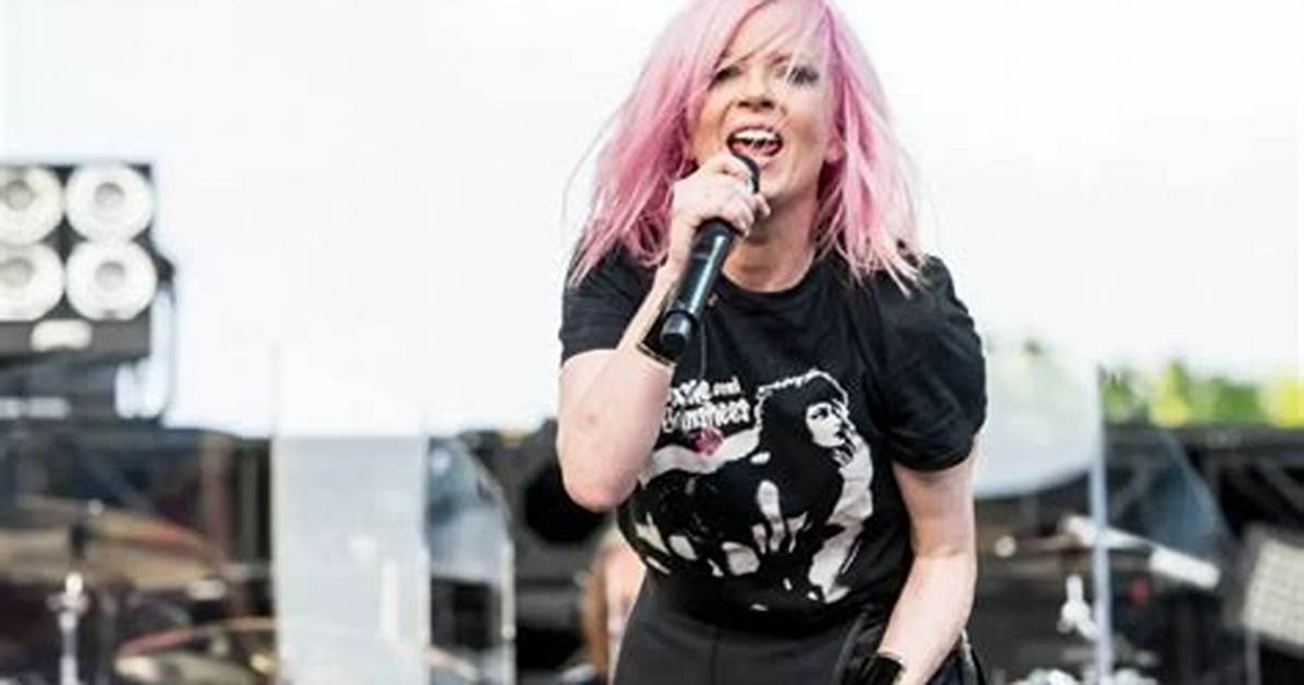 Shirley Manson Net Worth, Age, Height, Bio, Birthday, Wiki!