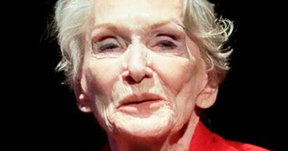 Sian Phillips - Net Worth, Age, Height, Birthday, Bio, Wiki!