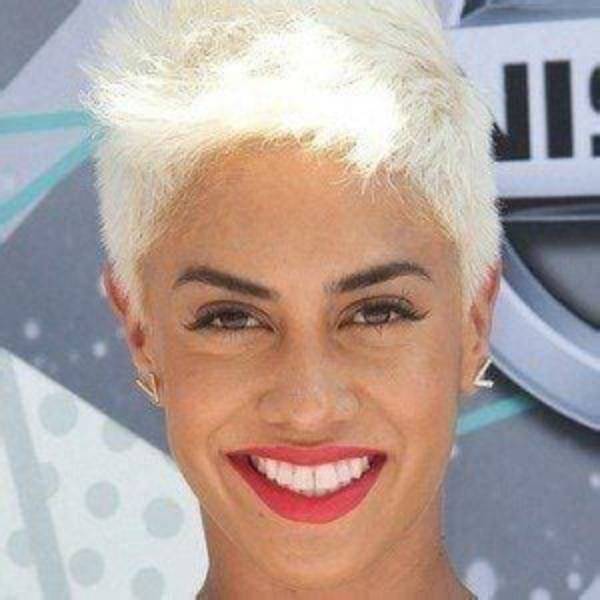 Sibley Scoles - Net Worth, Age, Height, Birthday, Bio, Wiki!