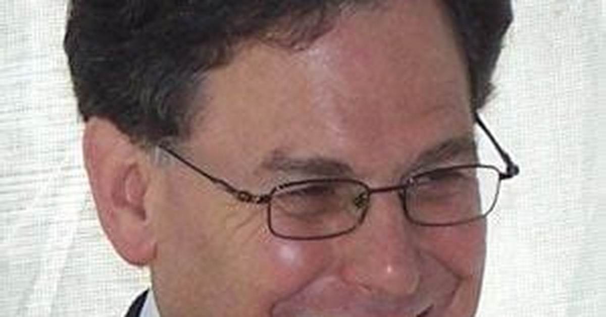 Sidney Blumenthal - Net Worth, Age, Height, Birthday, Bio, Wiki!