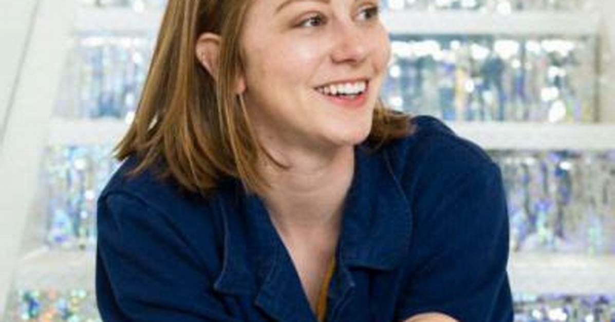 Simone Giertz Net Worth, Age, Height, Bio, Birthday, Wiki!