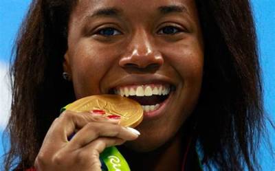 Simone Manuel - Net Worth, Age, Height, Birthday, Bio, Wiki!