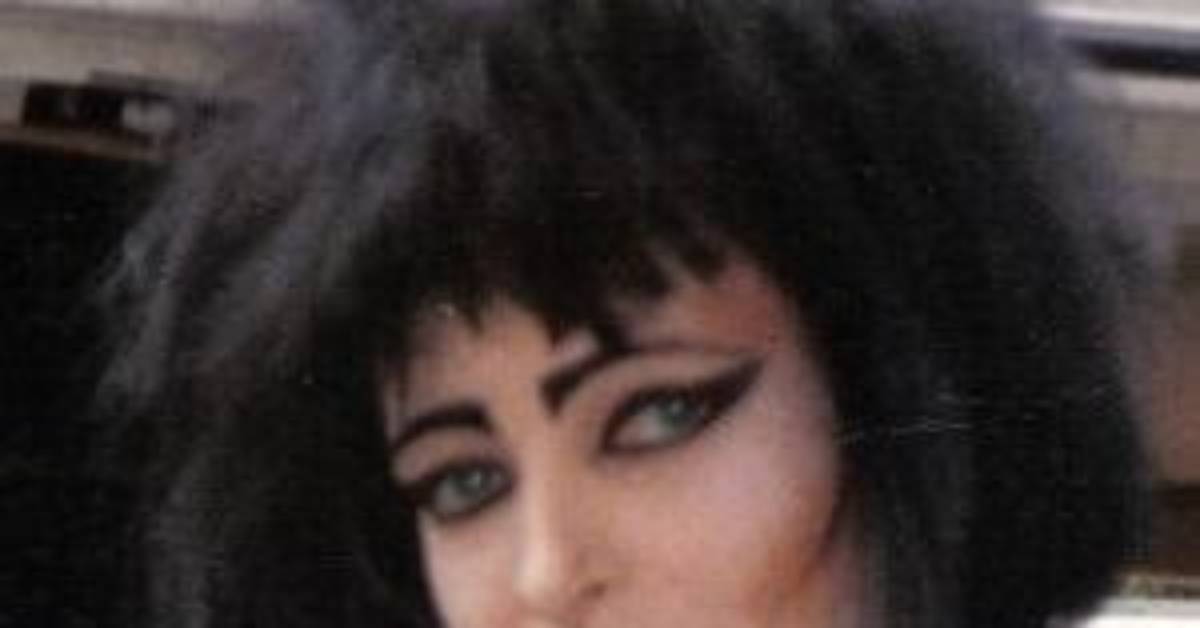 Siouxsie Sioux Net Worth, Age, Height, Bio, Birthday, Wiki!