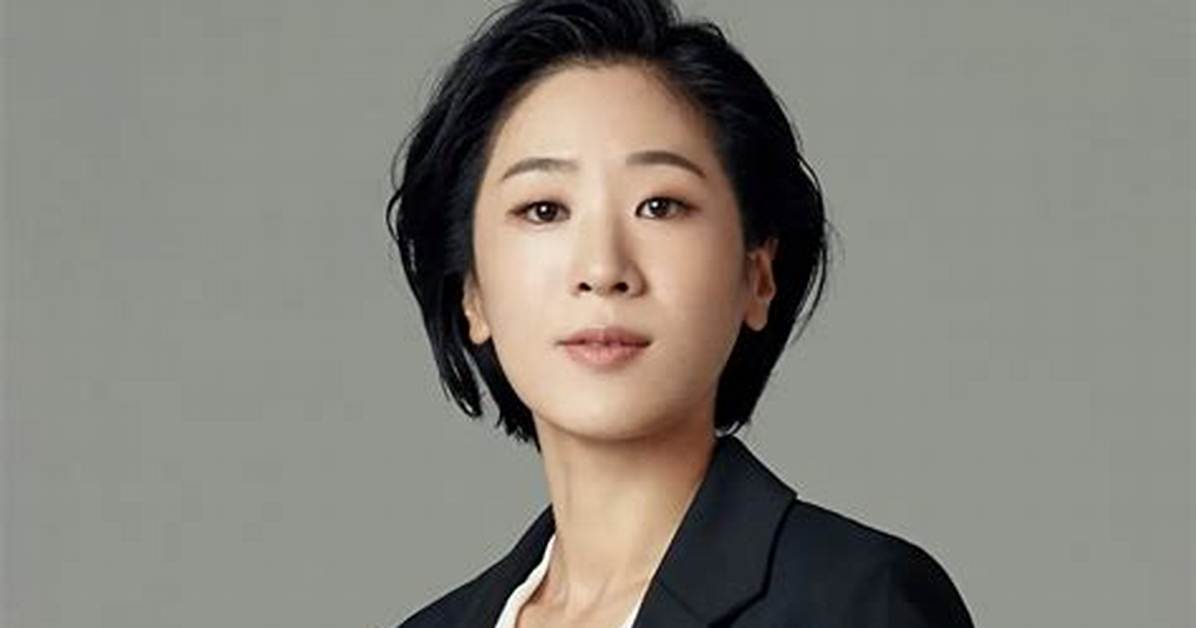 Siyoung Baek Net Worth, Age, Height, Bio, Birthday, Wiki!