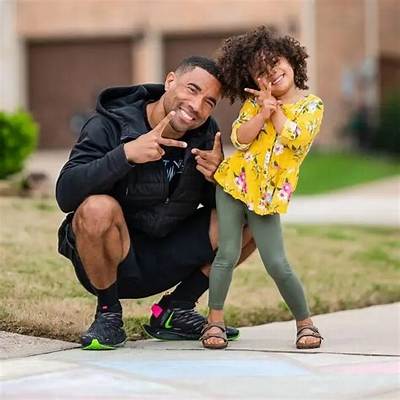 Sky Blu - Net Worth, Age, Height, Birthday, Bio, Wiki!