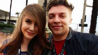Slogoman Girlfriend Net Worth, Age, Height, Bio, Birthday, Wiki!