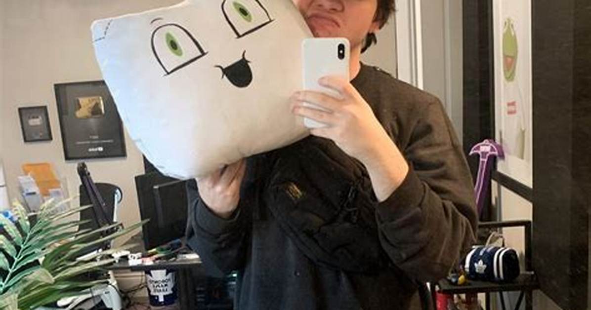 Smii7Y Net Worth, Age, Height, Bio, Birthday, Wiki!
