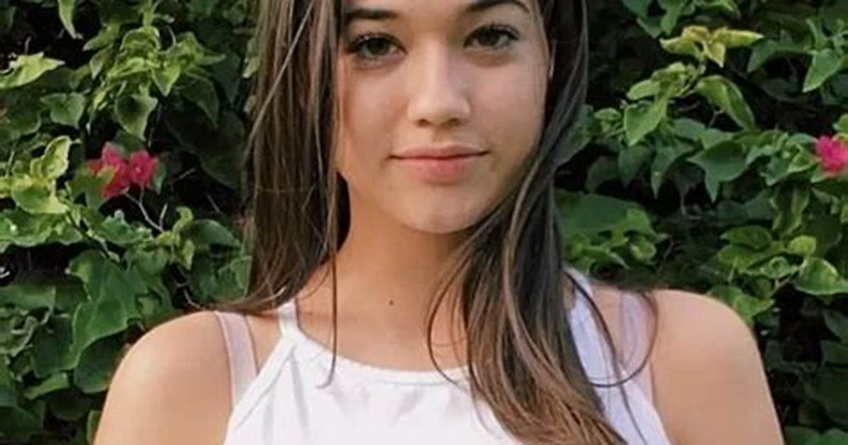 Sofia Gomez - Net Worth, Age, Height, Birthday, Bio, Wiki!