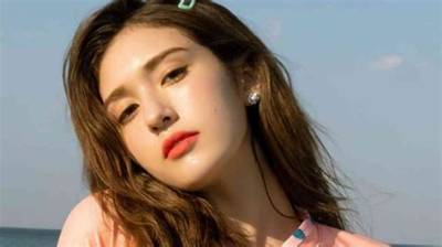 Somi Net Worth, Age, Height, Bio, Birthday, Wiki!