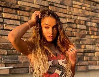 Sommer Ray Net Worth, Age, Height, Bio, Birthday, Wiki!